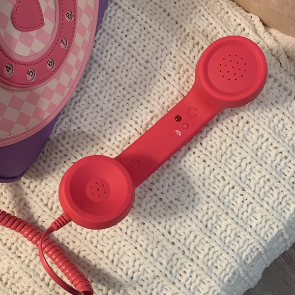 Retro Functional Telephone Purse - Picture 16 of 16